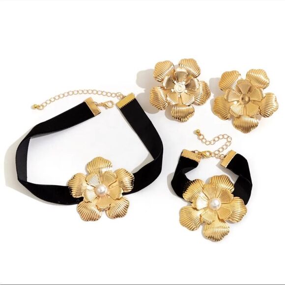 Black Velvet Gold Rose Flower Choker Necklace Bracelet Earrings Jewelry Set NEW! - Picture 6 of 6